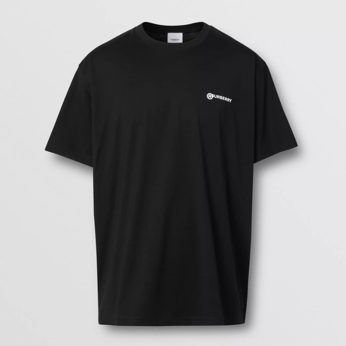 유럽직배송 버버리 남성 로케이션 프린트 코튼 오버사이즈 티셔츠 블랙 BURBERRY Man Location Print Cotton Oversized T-shirt 80256571