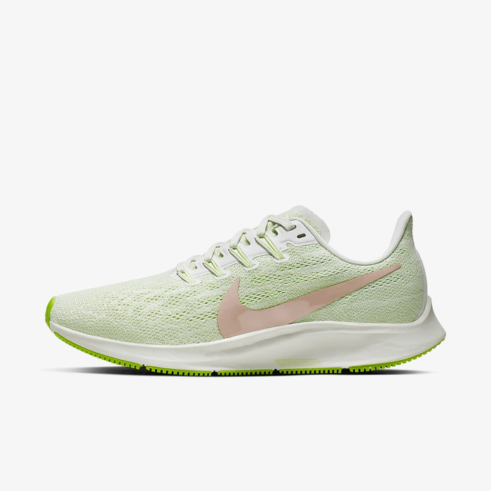 유럽직배송 나이키 NIKE Nike Air Zoom Pegasus 36 Women&#039;s Running Shoe AQ2210-002