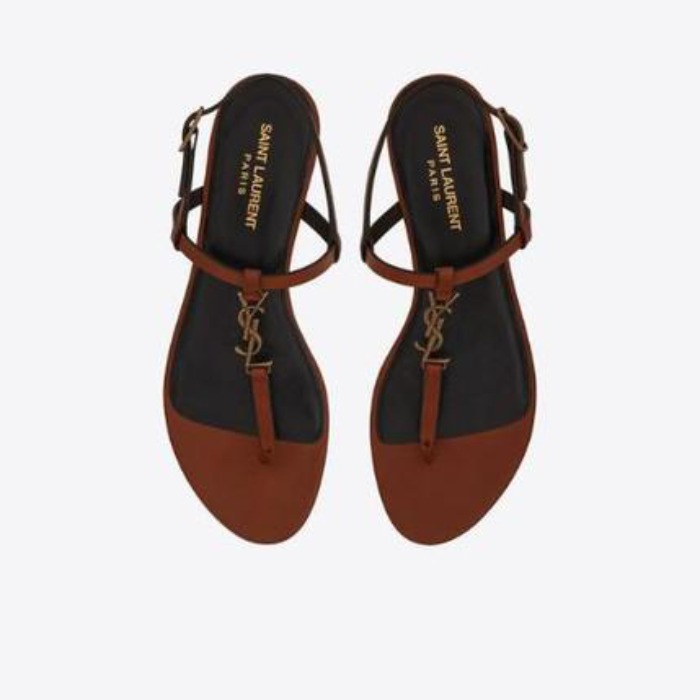 유럽직배송 입생로랑 SAINT LAURENT cassandra flat sandals in leather with gold-tone monogram 657917BDATT7660