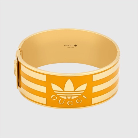 유럽직배송 구찌 팔찌 GUCCI adidas x Gucci enamel striped cuff bracelet 702882J16318083