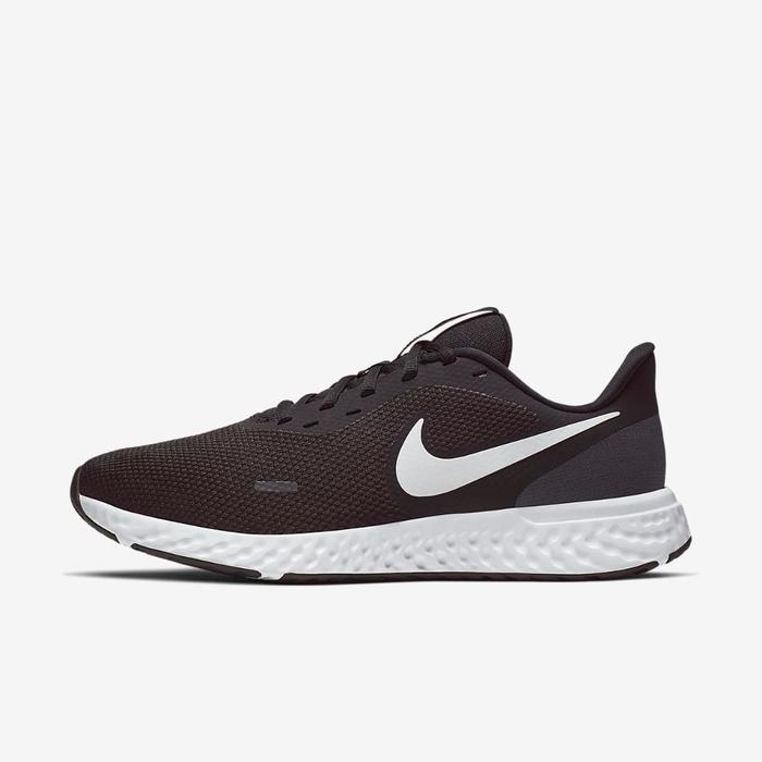 유럽직배송 나이키 NIKE Nike Revolution 5 Men&#039;s Road Running Shoes (Extra Wide) BQ6714-003