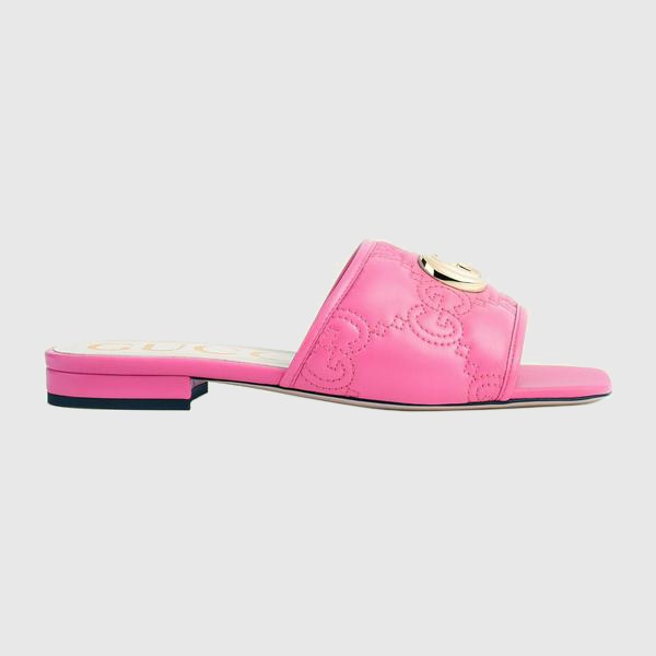 유럽직배송 구찌 GUCCI Gucci Women&#039;s GG matelassé slide sandal 701575BKO605434