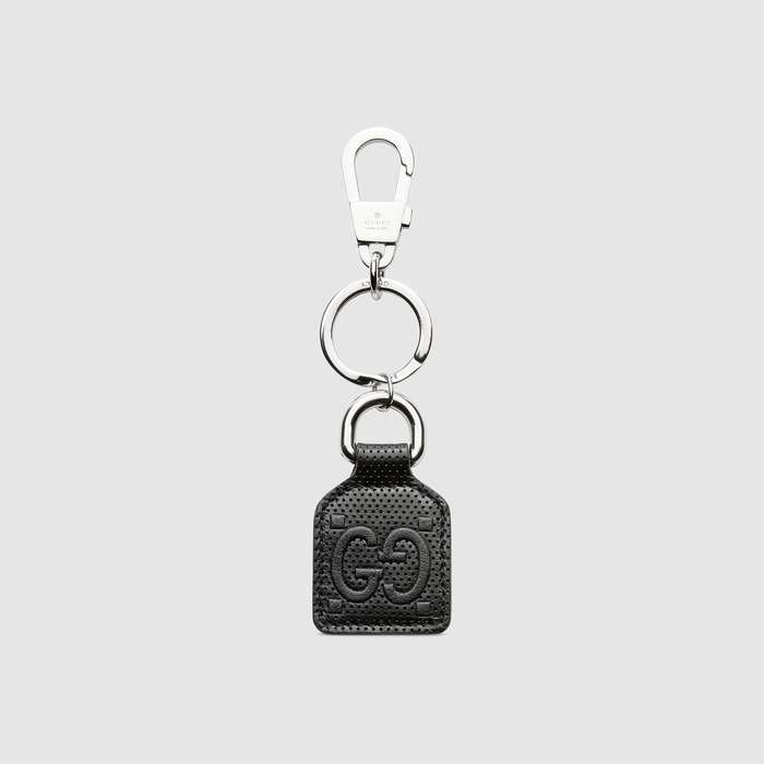 유럽직배송 구찌 GUCCI Gucci GG embossed keychain 625607JD7CN8111