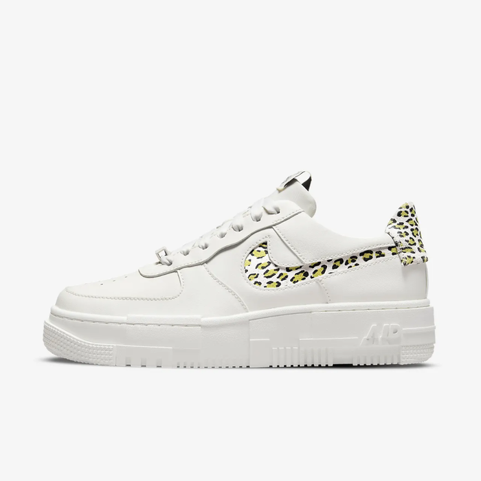 유럽직배송 나이키 NIKE Nike Air Force 1 Pixel SE Women&#039;s Shoes DH9632-101