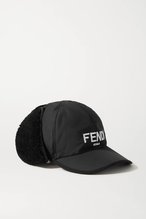 유럽직배송 펜디 FENDI Shearling-trimmed embroidered shell baseball cap 22527730565915622
