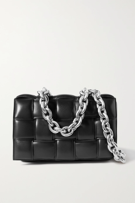 유럽직배송 보테가베네타 숄더백 BOTTEGA VENETA Cassette chain-embellished padded intrecciato leather shoulder bag 20346390235604932