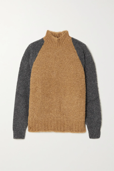 유럽직배송 GAUCHERE Oversized two-tone knitted turtleneck sweater 13452677153022556