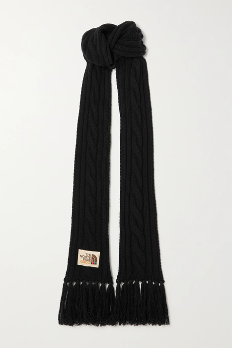 유럽직배송 구찌 GUCCI + The North Face appliquéd fringed cable-knit wool scarf 29419655932625055
