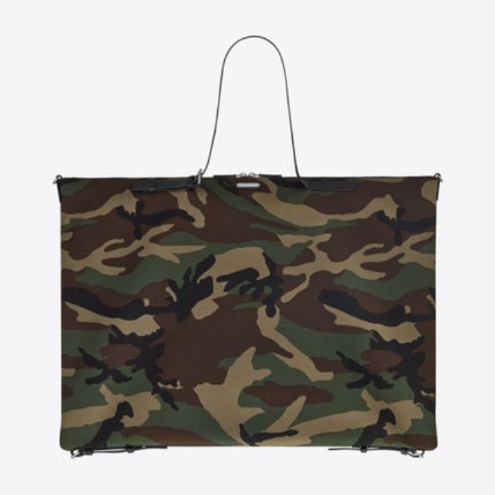 유럽직배송 입생로랑 SAINT LAURENT Large convertible ID bag in camouflage print gabardine  565736GL0LE3066