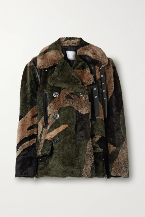 유럽직배송 사카이 SACAI +KAWS double-breasted leather-trimmed printed faux fur coat 11452292645300666