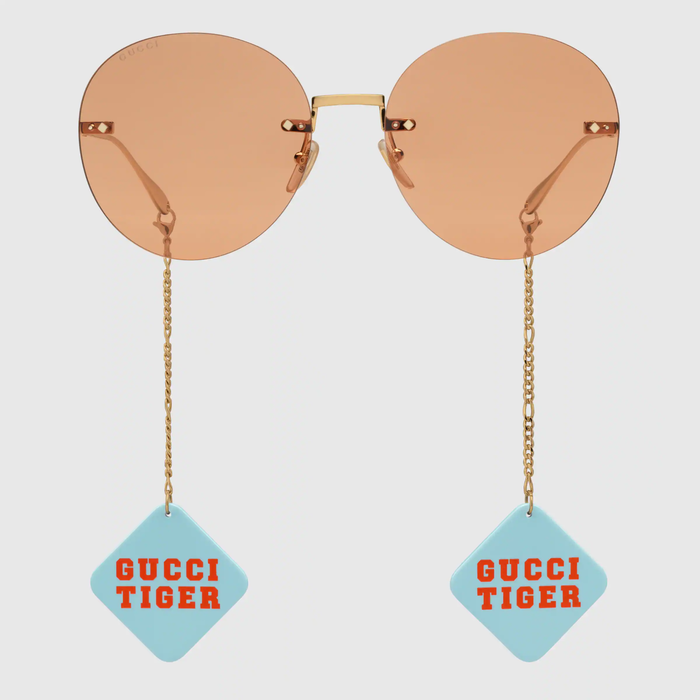 유럽직배송 구찌 GUCCI Gucci - Gucci Tiger round-frame sunglasses with pendant 690989I33308075