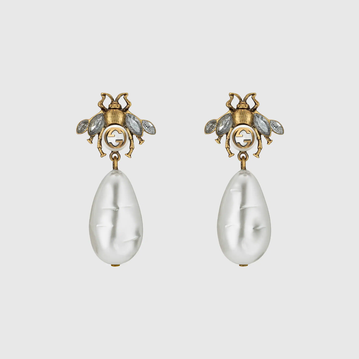 유럽직배송 구찌 GUCCI Gucci Bee earrings with drop pearls 490312J1D518062