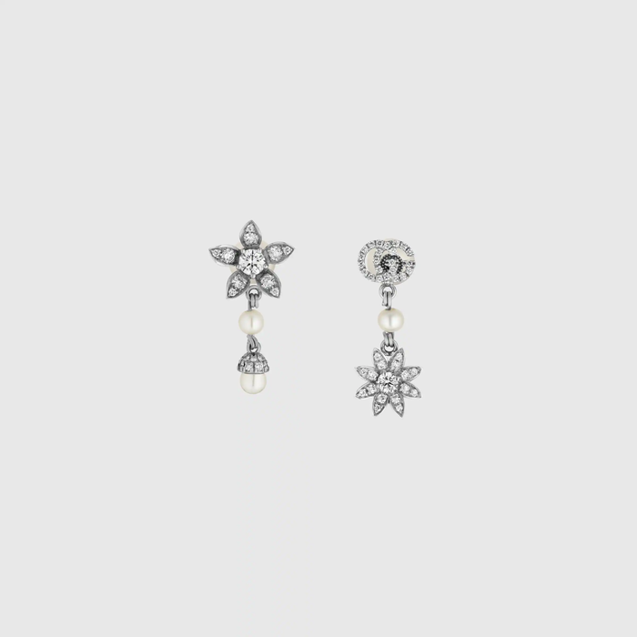 유럽직배송 구찌 GUCCI Gucci Flower and Double G earrings with diamonds 581824J8CZ09068