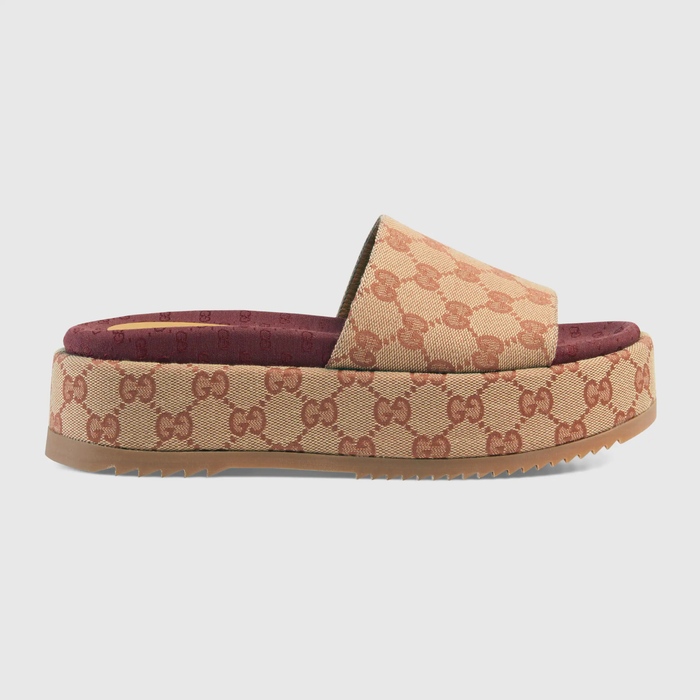 유럽직배송 구찌 GUCCI Gucci Women&#039;s Original GG slide sandal 573018KQW008366