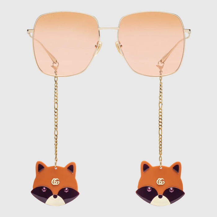 유럽직배송 구찌 GUCCI Gucci Rectangular sunglasses with pendant 681147I33318057