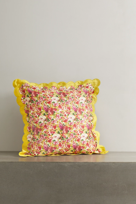 유럽직배송 로레타카포니 쿠션 LORETTA CAPONI Scalloped floral-print cotton down cushion 27086482324492981
