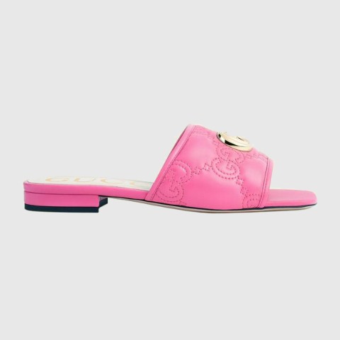 유럽직배송 구찌 GUCCI Gucci Women&#039;s GG matelassé slide sandal 701575BKO605434