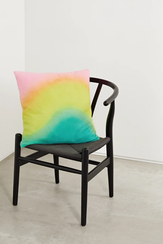 유럽직배송 엘더스테이츠먼 쿠션 THE ELDER STATESMAN Rainbow Spray tie-dyed cashmere cushion 27086482323355671