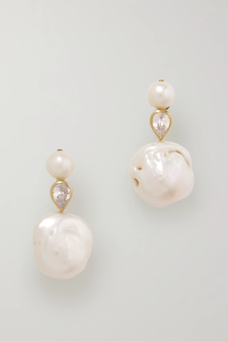 유럽직배송 컴플리티드워크 귀걸이 COMPLETEDWORKS Gold-plated, crystal and pearl earrings 42247633208538009